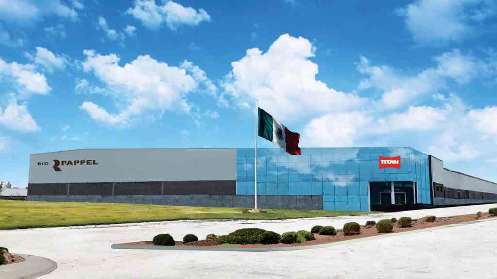 Presentacion-para-videos-del-noticiero-3 | Ideas de Negocios TV Bio Pappel invertirá 10,000 mdp para ampliar su capacidad productiva en 5 modernas plantas industriales en México y Estados Unidos.