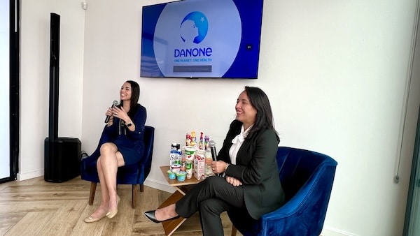 (Derecha) Mariluz Valderrama, VP de Investigación e Innovación de Danone México y Alejandra Romero, nutrióloga y responsable de Instituto Danone.