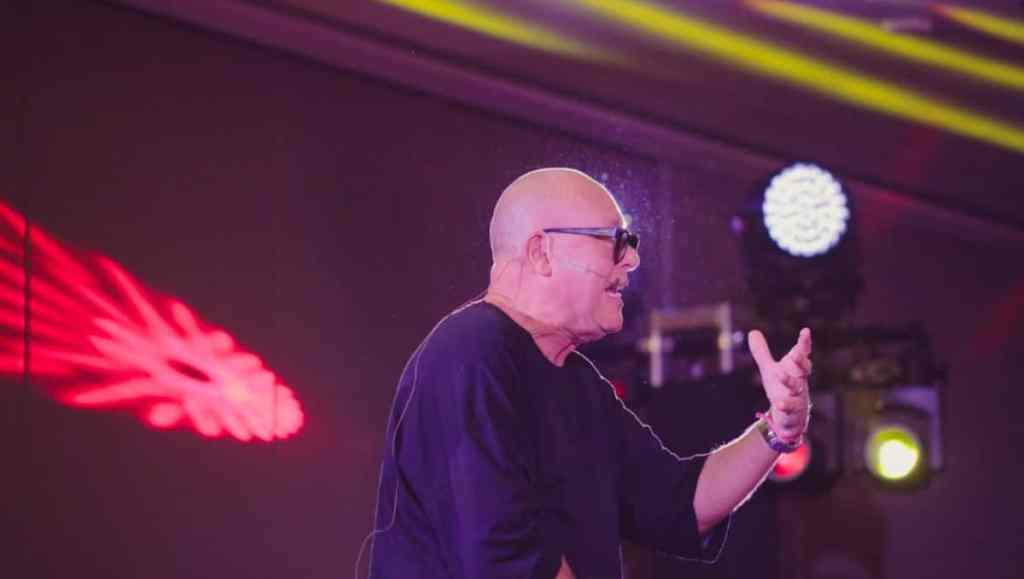 Simon Ellis, Director Creativo de Schwarzkopf | Ideas de Negocios TV