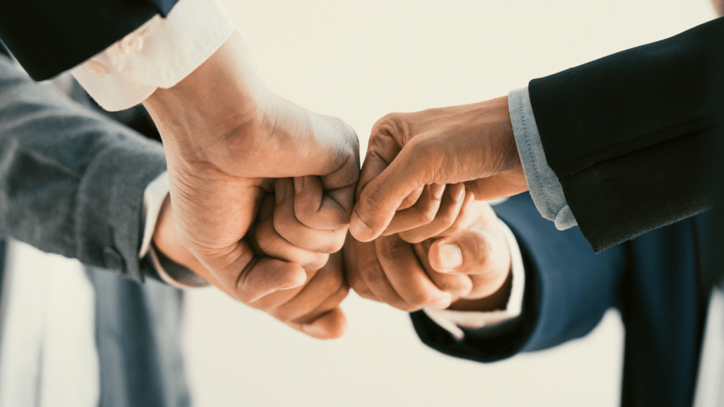 Generación Z y Silver redefinen el consumo y abre nuevas oportunidades de negocio